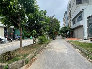 Bán liền kề giãn dân tân xuân, đông ngạc, phạm văn đồng, hà nội, đường 02 làn, vỉa hè rộng...