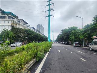 Bán siêu phẩm biệt thự khu đô thị thành phố giao lưu, gần hồ điều hòa, hạ tầng đồng bộ, ở sướng...