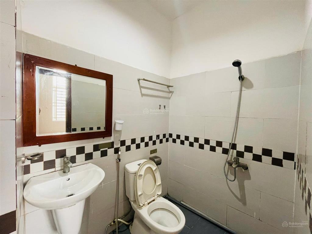 Studio cửa sổ, thang máy full nội thất tại 278 nguyễn xí bình thạnh