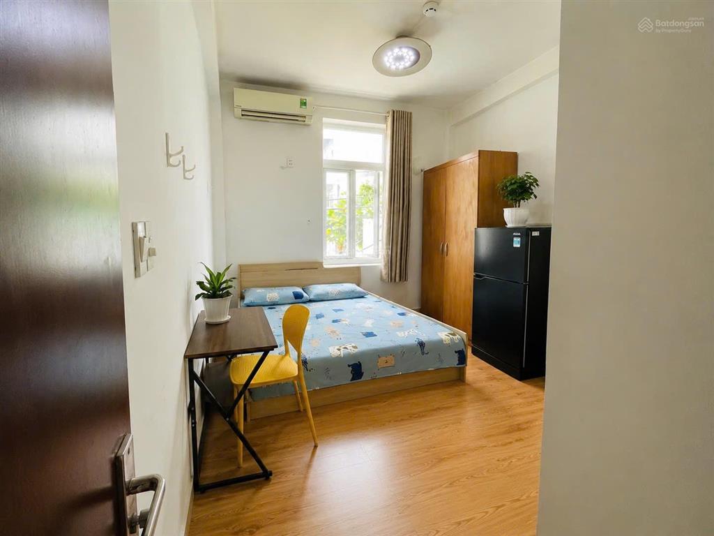 Studio cửa sổ, thang máy full nội thất tại 278 nguyễn xí bình thạnh