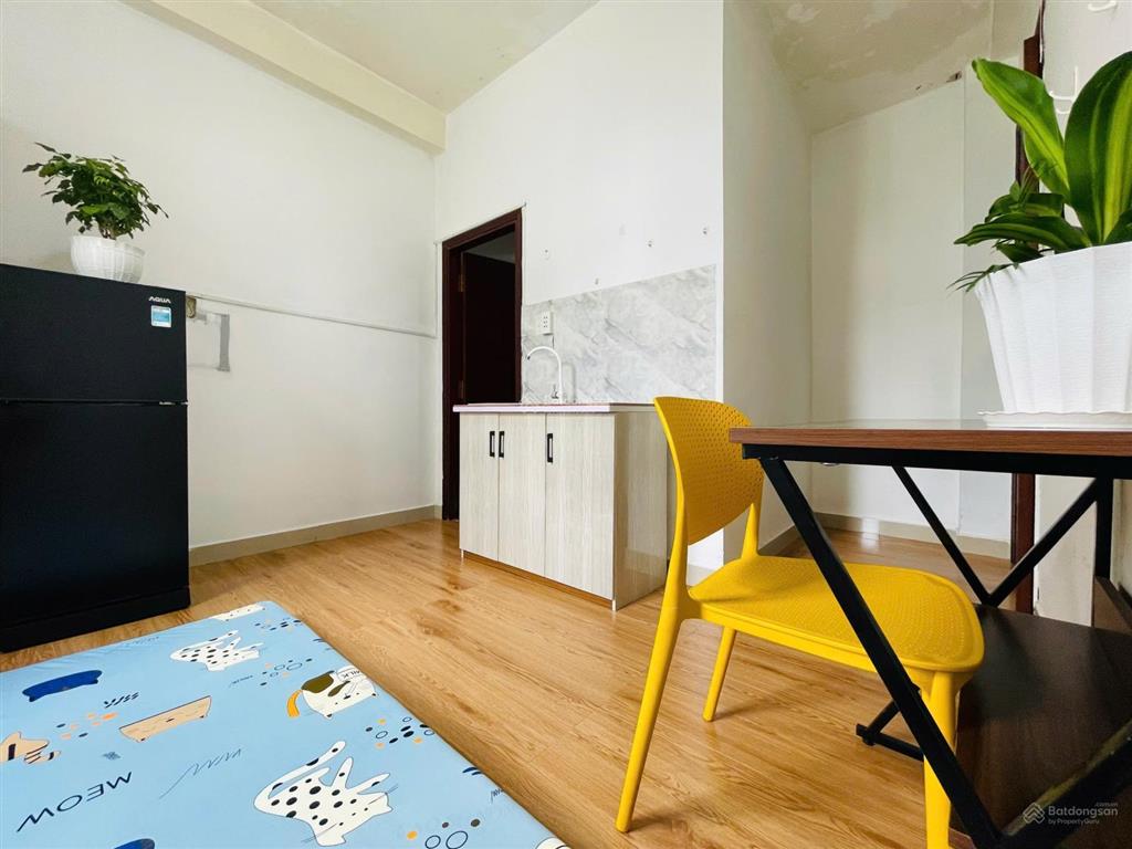 Studio cửa sổ, thang máy full nội thất tại 278 nguyễn xí bình thạnh