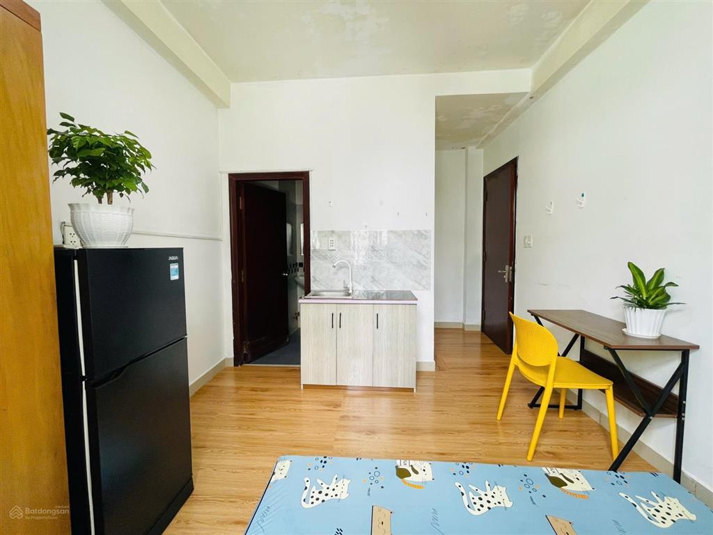Studio cửa sổ, thang máy full nội thất tại 278 nguyễn xí bình thạnh