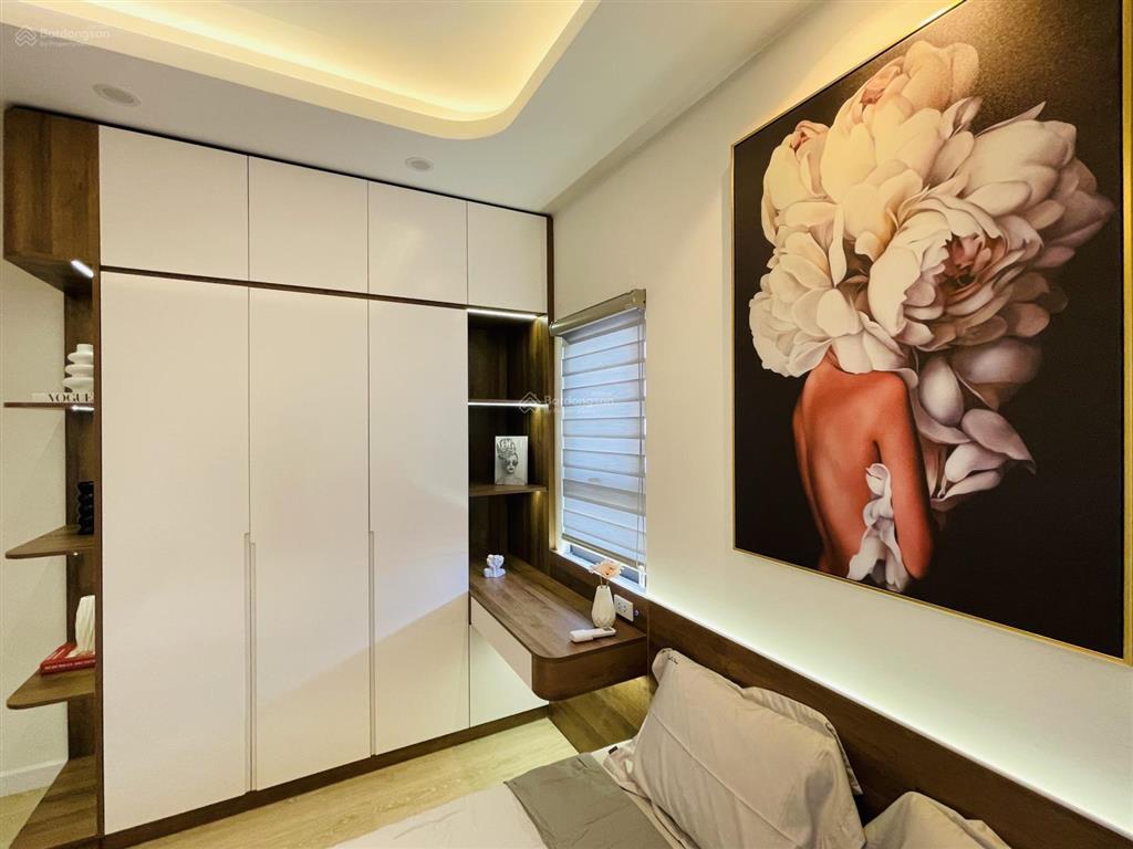Bán căn góc thương mại ssh08, tầng cao, view biển, full nội thất