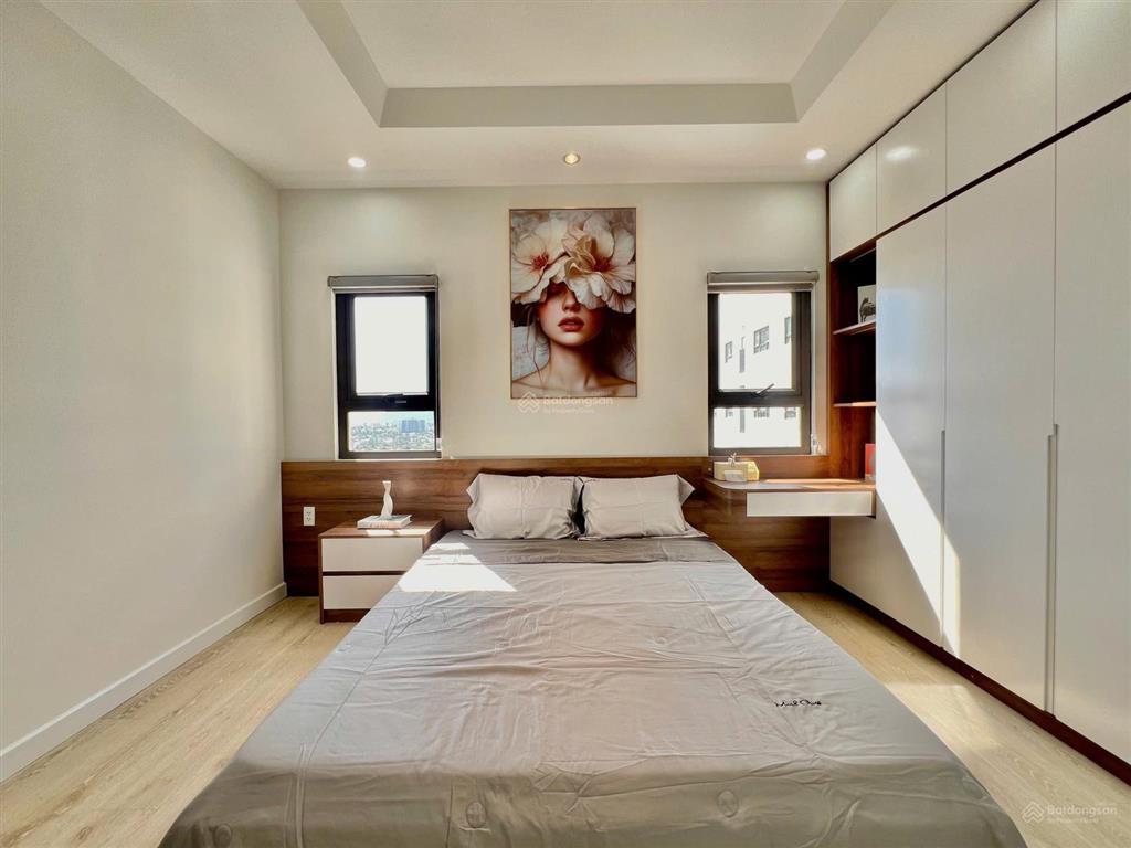 Bán căn góc thương mại ssh08, tầng cao, view biển, full nội thất