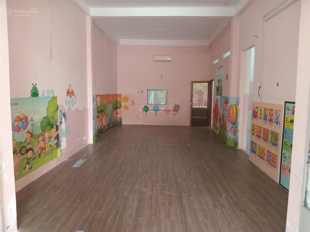 Nhà 2tầng, mặt tiền đườngtản đà, nở hậu hơn 6m, dt 155m2, tiện kinhdoanh, mở vphòng,spa, căn hộ