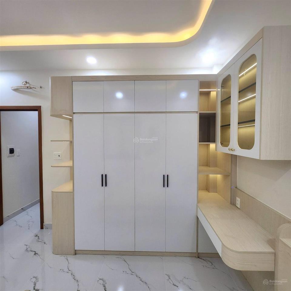 Giảm 800tr  nhà gần vinhomes 62m2 3 tầng tặng nội thất gỗ  giá hời long bình
