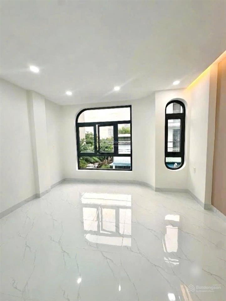Cứu chủ giảm 6 lần 800tr còn 4.5 tỷ nhà 3 tầng gần vinhomes  mới keng