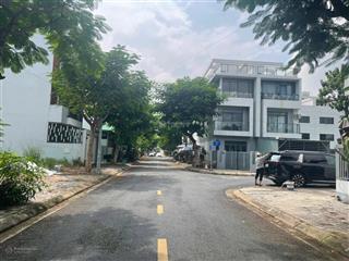 Giảm còn 6 tỷ  đất kđt đông tăng long 100m2 (5x20) mặt tiền kinh doanh trục a4