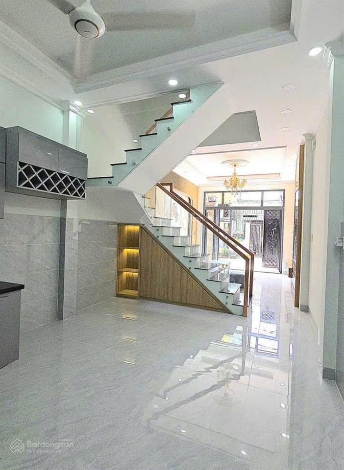 Giảm 500tr giá tốt  hẻm thông 730 lã xuân oai  nhà 4 tầng mới  vị trí đẹp