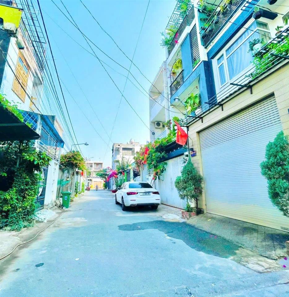 Giảm 500tr giá tốt  hẻm thông 730 lã xuân oai  nhà 4 tầng mới  vị trí đẹp