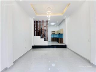 Siêu phẩm 4 tầng lầu hồ biểu chánh  hẻm 3m thông tứ tung  35m2 công nhận đủ