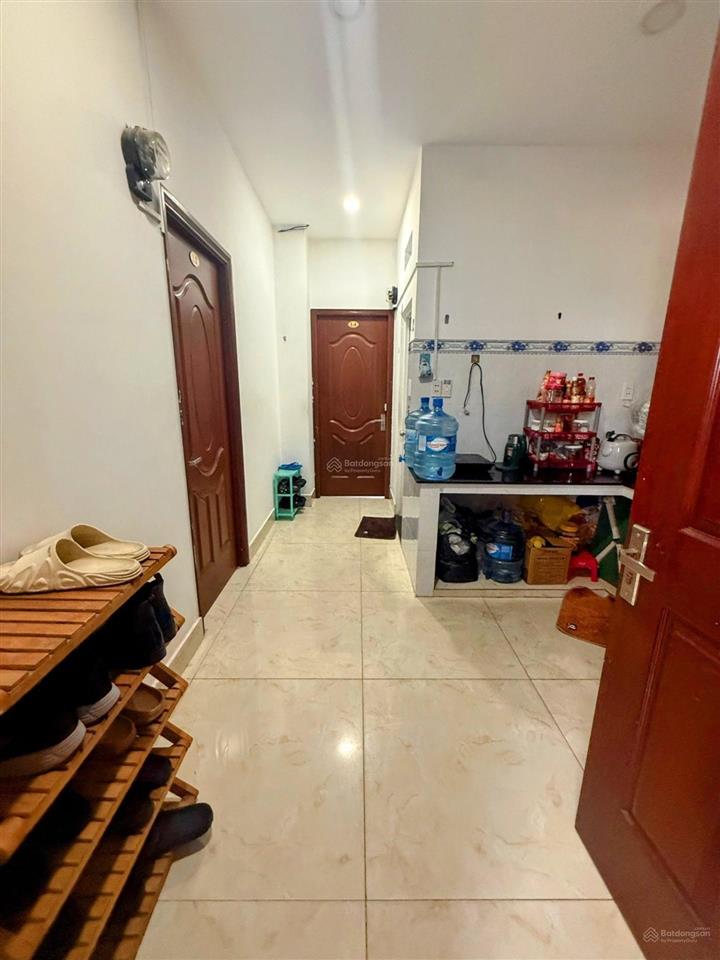 Khó tin được khi sở hữu tòa nhà 9 tầng ngay cv lê thị riêng  93m2 ( 7x13 ) vuông vức  hẻm xe hơi