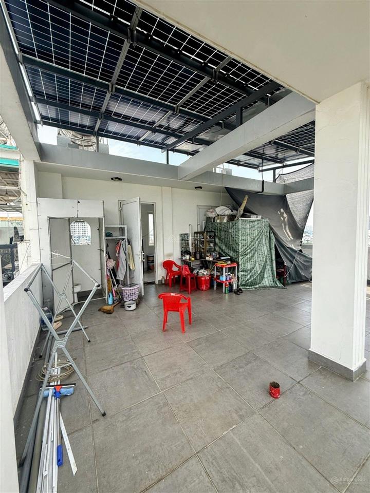 Khó tin được khi sở hữu tòa nhà 9 tầng ngay cv lê thị riêng  93m2 ( 7x13 ) vuông vức  hẻm xe hơi