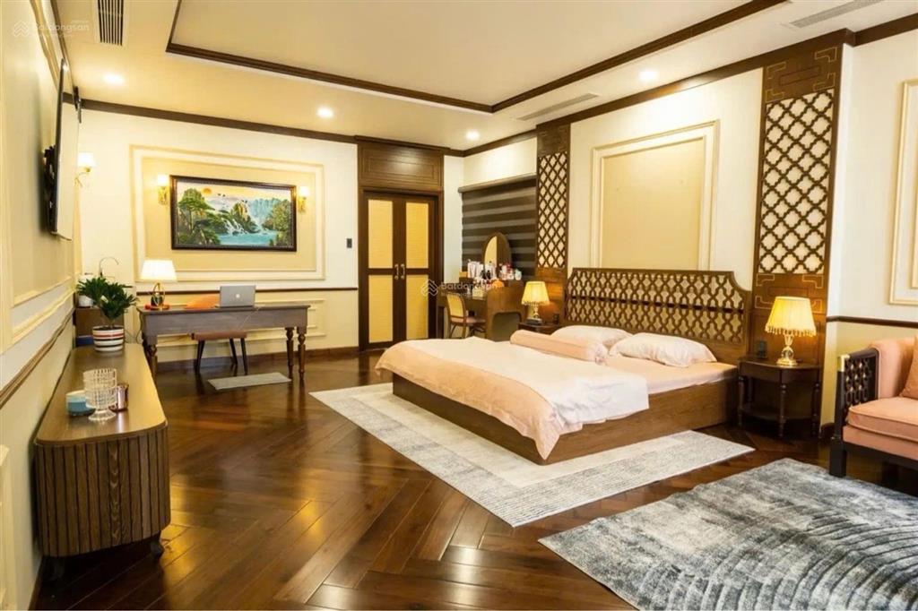 Biệt phủ siêu hiếm 376m2  hẻm 10m rộng thênh thang  5 tầng  khu đẳng cấp an ninh  chỉ 60 tỷ