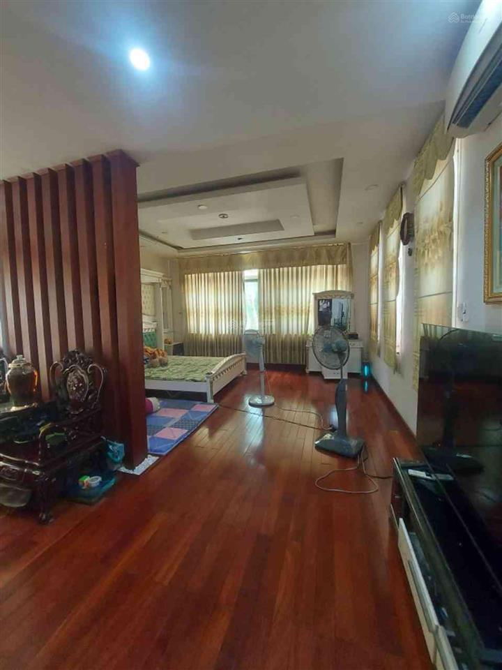 Biệt phủ kế bên công viên cây xanh của quân đội  274m2 (12.75x19 nở hậu)  5 tầng  hẻm xe hơi