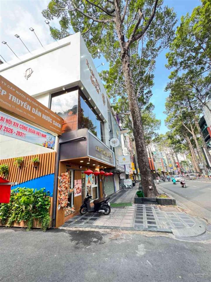 Vị trí siêu sang trọng mặt tiền 3 tháng 2 ngay chung cư hà đô  40m2  3 tầng  cho thuê 45 triệu