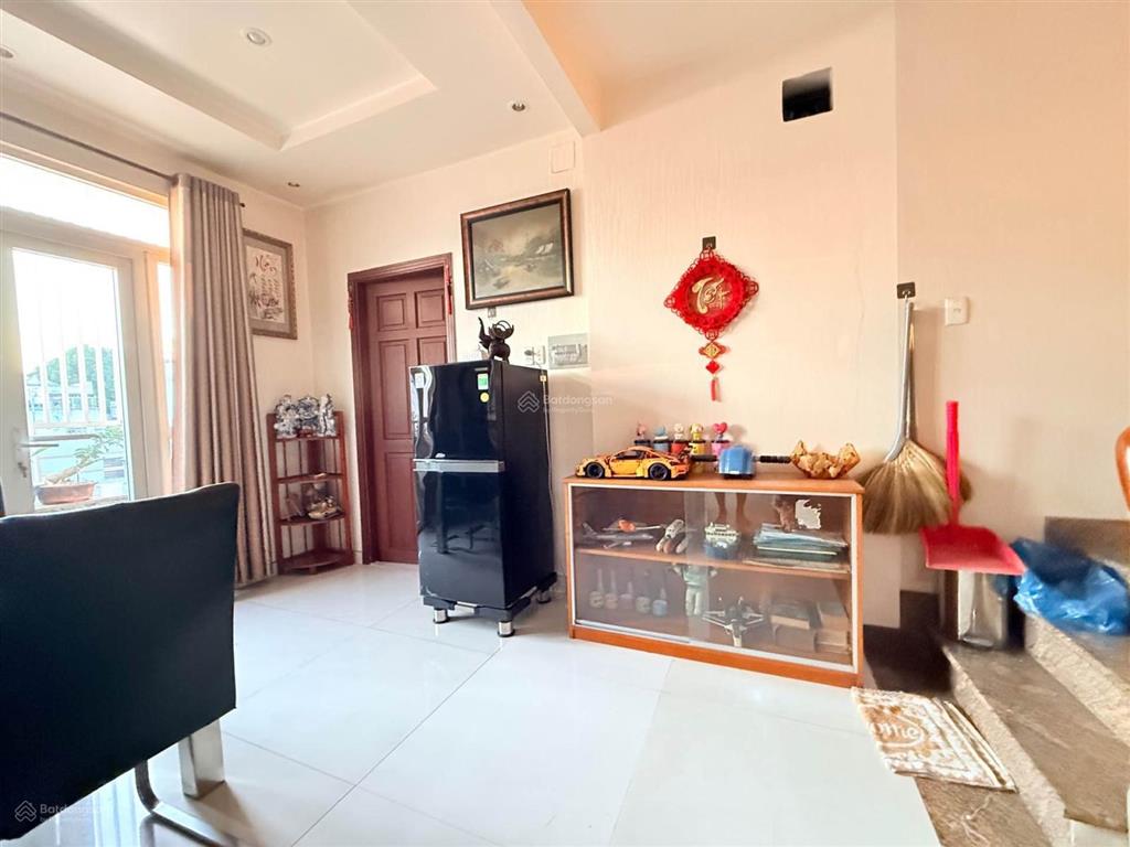 Biệt phủ sang trọng hiện đại nguyễn thông  432m2(15x35)  1 trệt 3 lầu  hẻm 7m
