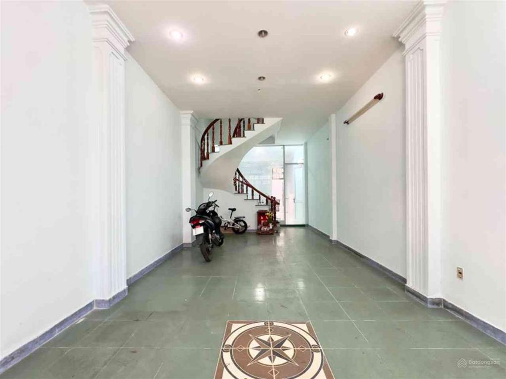 Hàng siêu hiếm mặt tiền khu phan xích long  80 (4x20) vuông vức  4 tầng btct  vị trí siêu đẹp
