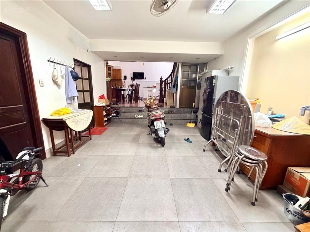 Cực hiếm có tòa office 9 tầng 20 phòng ko bị t.o.d ngay cmt8  hẻm xe hơi  khu an ninh yên tĩnh