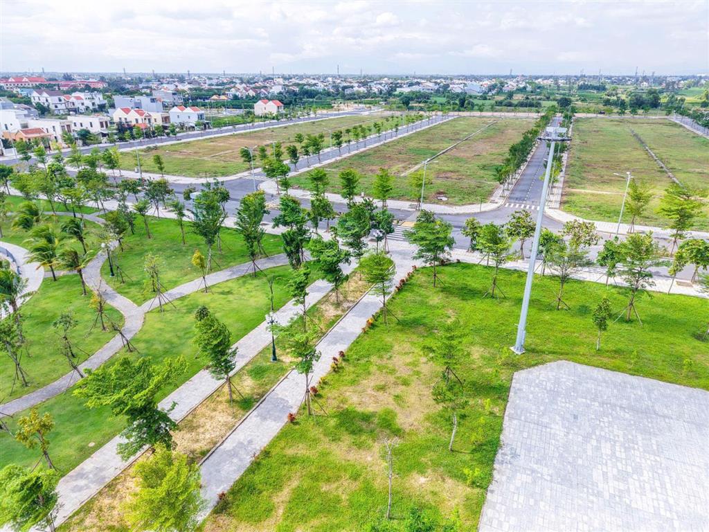 Quá rẻ quá hot chỉ duy nhất 1 mảnh 175m2 đông nam 5, x tỷ lnh 0938 092 *** khu đô thị hội an