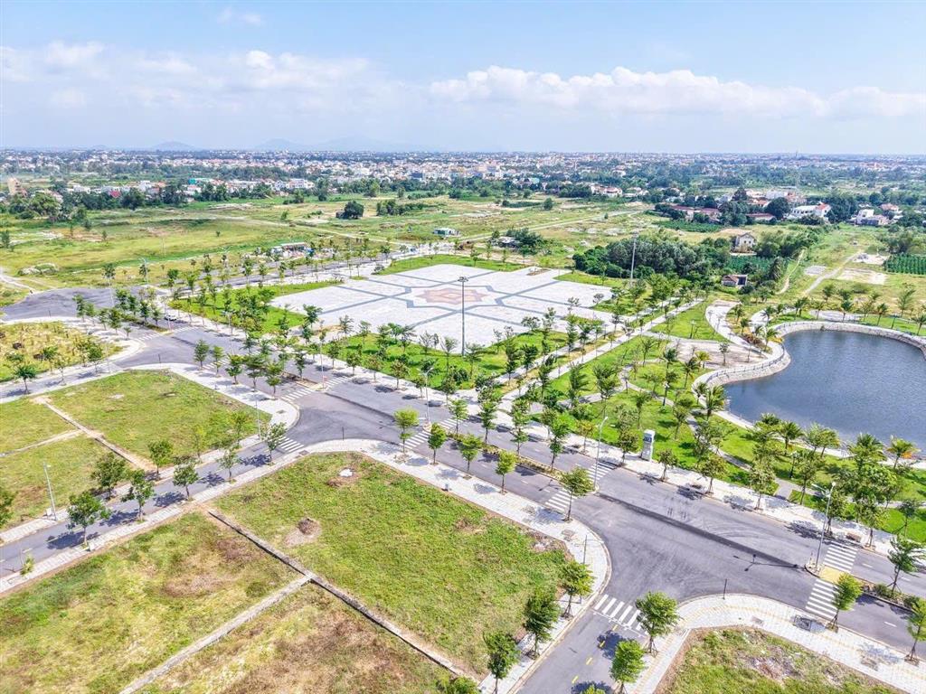 Chỉ 1 mảnh duy nhất giá đầu tư 175m2 hướng đông nam n 0938 092 *** ms vân anh