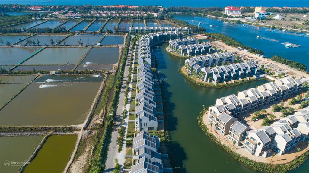 Cần bán nhanh căn biệt thự giá tốt nhất dự án casamia 250m2 view sông đẹp n 0938 092 *** ms vân anh