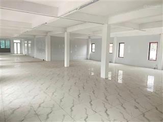 Cho thuê kho 300m2 đường lớn xe tải tại hoà khánh bắc, sẵn điện 3 pha, giá 15 triệu