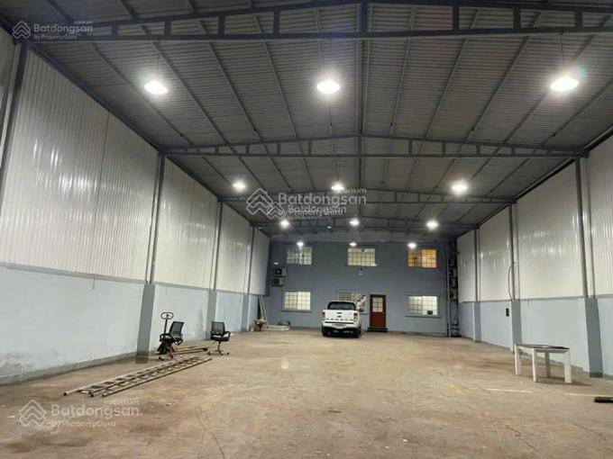 Cho thuê nhà kho 450m2 kv liên chiểu, sẵn điện nước, giá chỉ 20 triệu