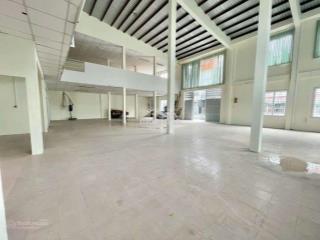 Cho thuê kho  nhà xưởng 800m2 tại cẩm lệ, sẵn điện 3 pha, giá 40 triệu