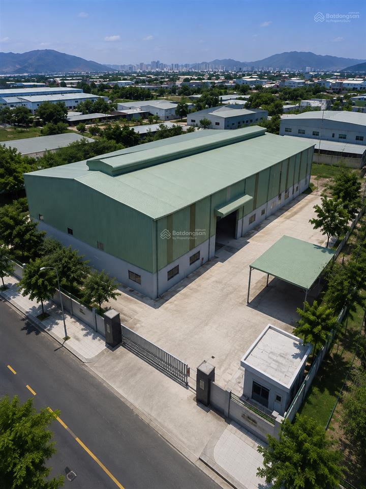 Cho thuê nhà kho 970m  tại hòa khánh  giá chỉ 46 triệu/tháng