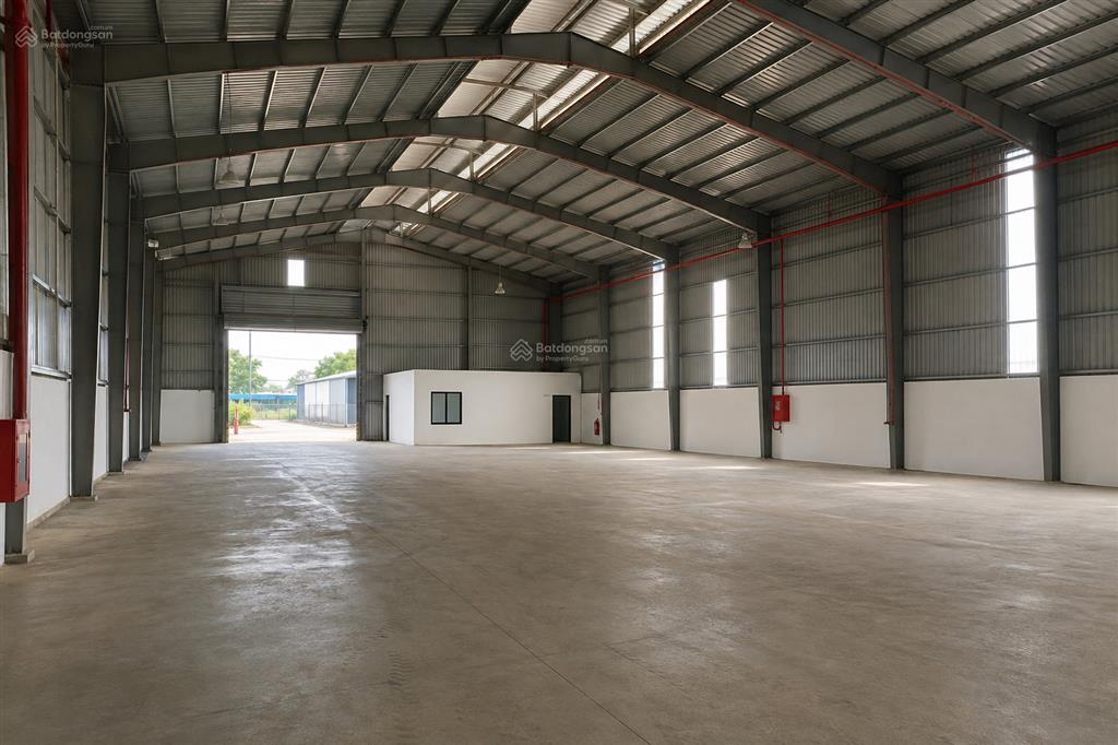 Cho thuê nhà kho 500m tại hòa khánh  sẵn điện nước  giá chỉ 20 triệu/tháng