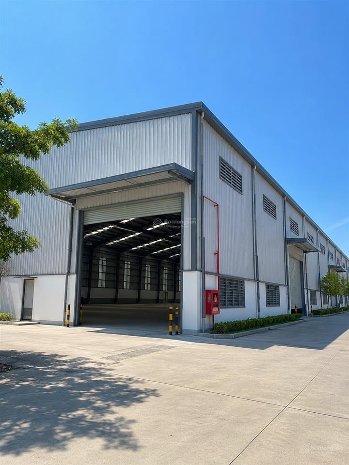 Cho thuê kho  nhà xưởng 900m2 trong kcn hòa khánh  giá chỉ 55k/m2/th