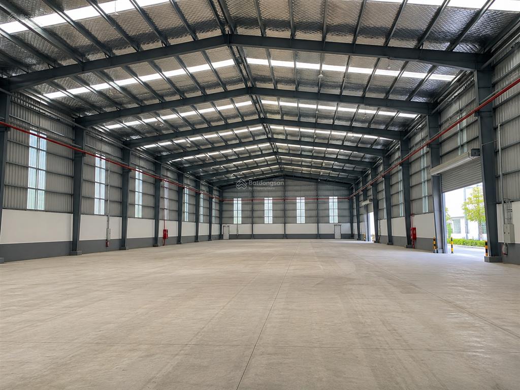 Cho thuê kho  nhà xưởng 900m2 trong kcn hòa khánh  giá chỉ 55k/m2/th