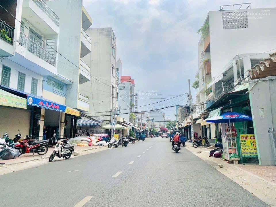Bán nhà mặt tiền võ công tồn  ngay chợ tân hương tân phú dt4x22.5m nhà 2 lầu st giá 11.5tỷ tl