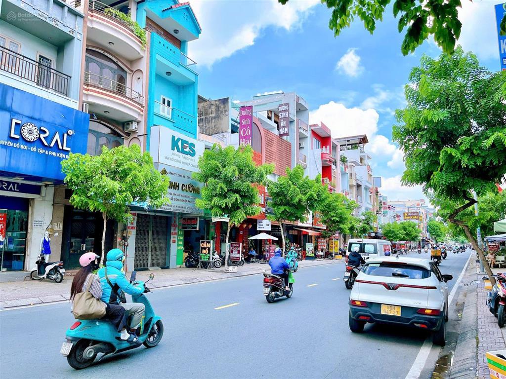 Bán nhà mặt tiền kinh doanh đường tân sơn nhì tân phú dt30m2 nhà 3 lầu giá 8.5tỷ tl 0936 359 ***