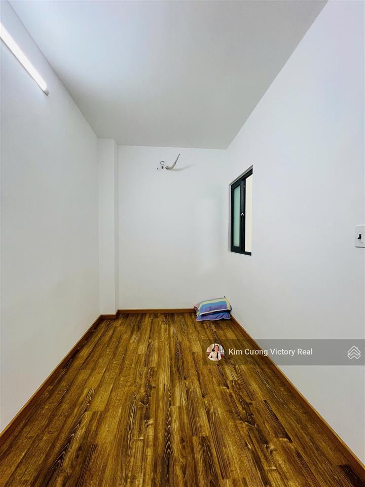 Bán nhà hẻm 343 nguyễn trọng tuyển  dt 48m2 [4x12]m  2 tầng (3 phòng ngủ) nhà mới  chỉ 7.5 tỷ tl