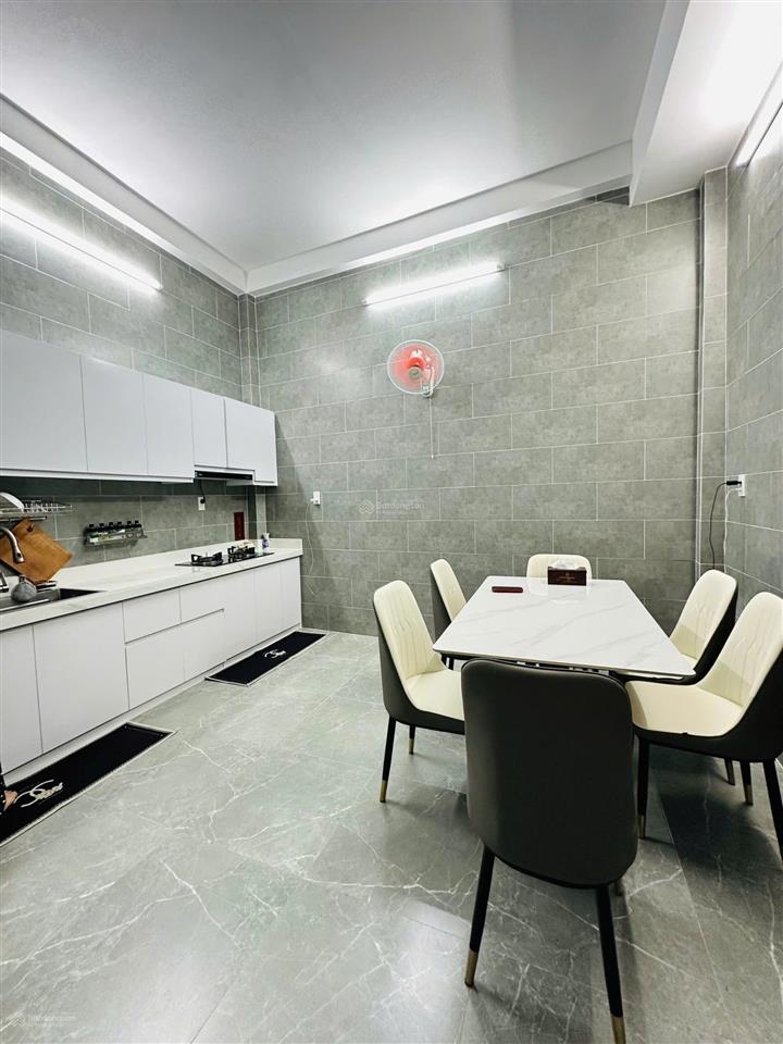Bán nhà hẻm cách mạng tháng tám  dt 54m2 [3.8x14.5]m  nhà mới 100% 2 lầu st  chỉ 7.390 tỷ tl