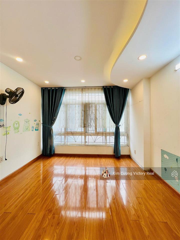 Nhà ga t3  hẻm 10m có lề vị trí siêu đẹp đường hoàng hoa thám, c1  3 lầu st nhà mới  chỉ 11.9 tỷ
