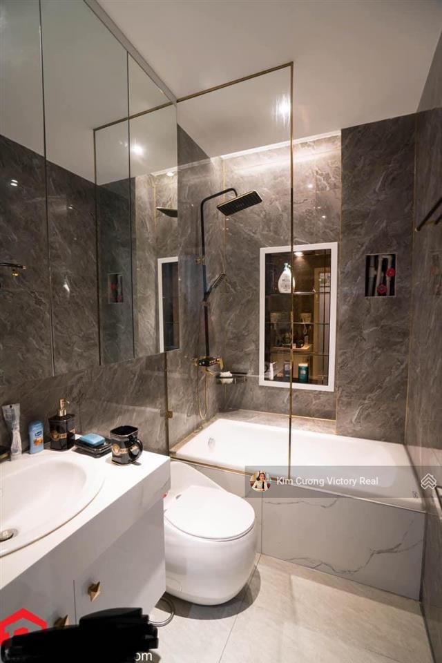 Siêu phẩm bàu cát  hxh 4m  chỉ 9.8 tỷ  dt 4x17m 1 trệt 1 lửng 2 lầu st  full nội thất cao cấp