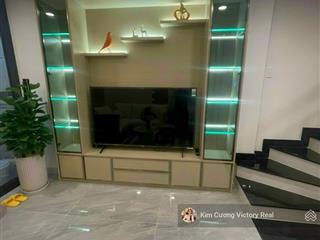 Chỉ 4.7 tỷ tl  nhà rất xinh và chill ngay giữa lòng trung tâm cmt8  dt 31m2, 2 tầng mới ở ngay