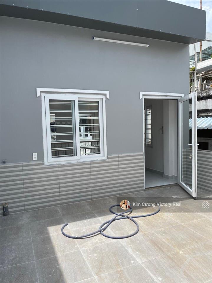 Bán nhà dt 71m2  4 tầng  đường bành văn trân thông cách mạng tháng tám  chỉ 7.8 tỷ tl