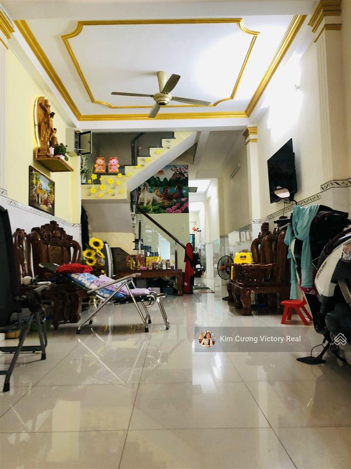 Bán nhà dt 71m2  4 tầng  đường bành văn trân thông cách mạng tháng tám  chỉ 7.8 tỷ tl