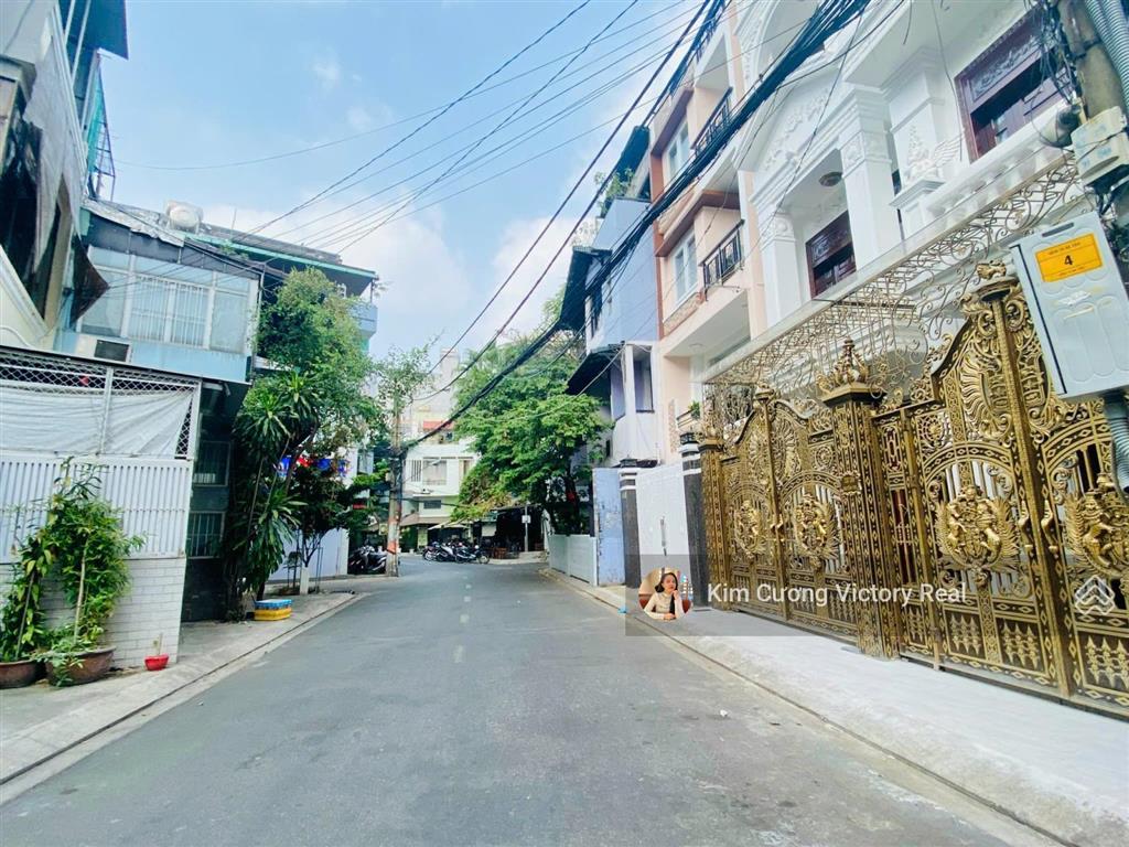 Bán nhà hẻm 80 ba vân  hxh 6m khu sang  dt 4x17m, 2 lầu st mới 100% full nội thất chỉ 11.5 tỷ tl