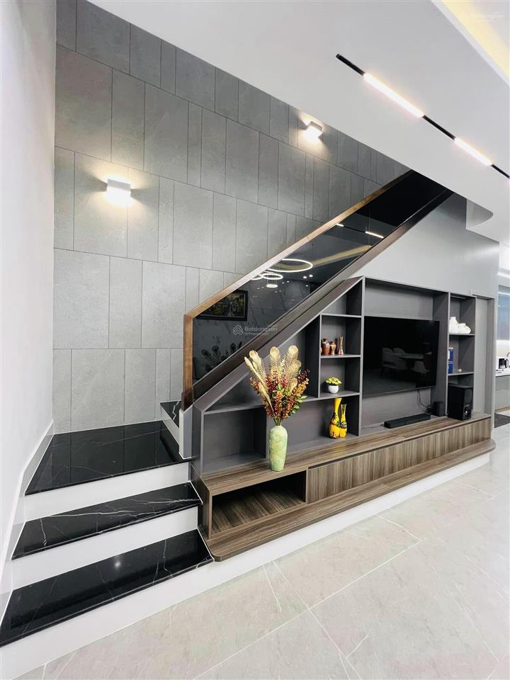 Bán nhà hẻm 544 lý thường kiệt, hẻm 4m an ninh, yên tĩnh  dt 41m2 [5x8.2]m, 2 lầu mới xây