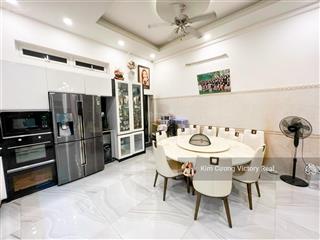 Chỉ 7.8 tỷ  chính chủ xây ở tâm huyết  dt 64m2 [6x11]m, 2 lầu mới đẹp  hẻm 4m lạc long quân