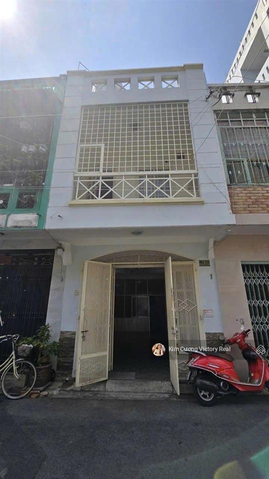Bán nhà huỳnh văn bánh, phú nhuận có gpxd 5 lầu xe hơi đậu trước nhà giá 10,6 tỷ tl