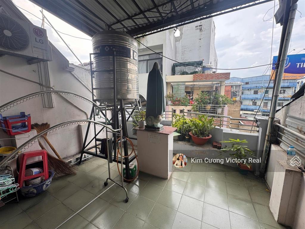 Bán nhà trường chinh  4 tầng  giá 8,6 tỷ, thương lượng!