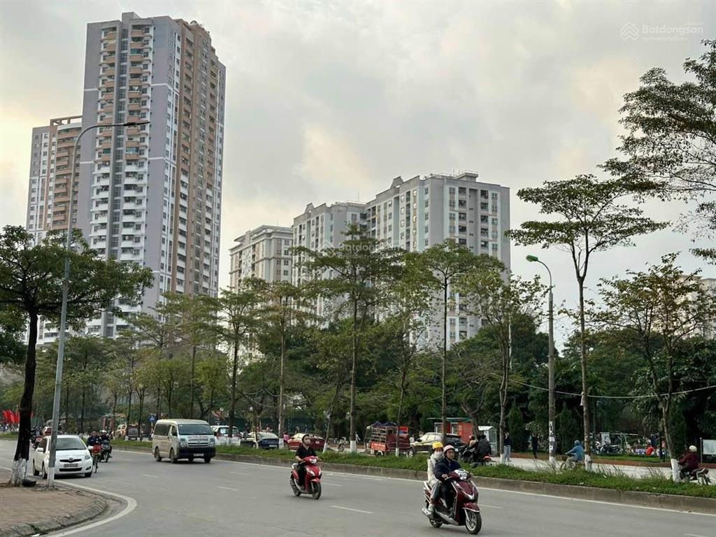Chính chủ bán căn 2pn 2wc & 3pn 2wc dt từ 68,4m 76, 86m2, 96, 123,5m k35 tân mai.  0762 273 *** mtg