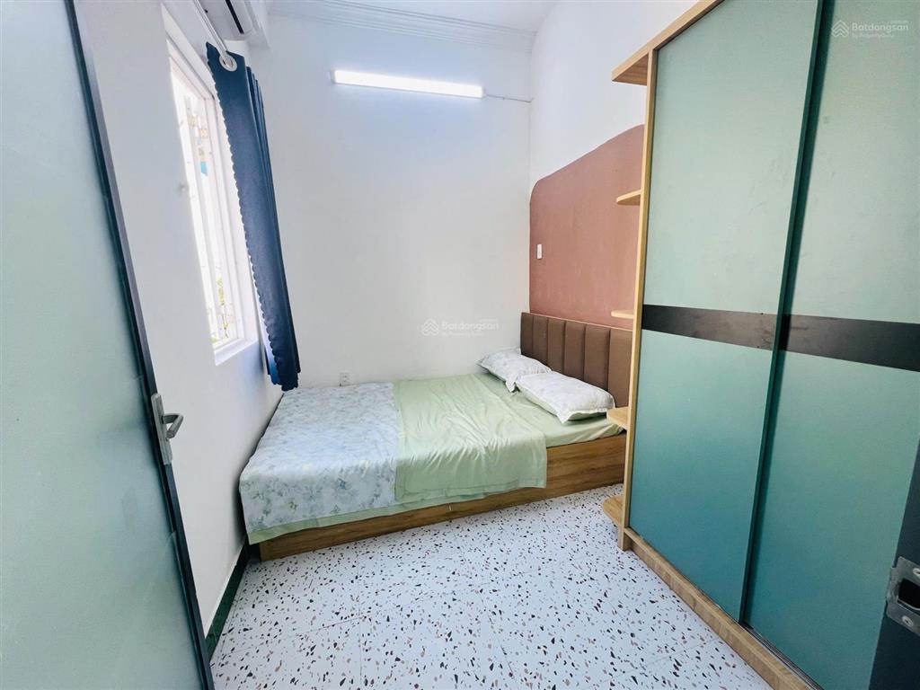 Cho thuê căn hộ 2 phòng ngủ đầy đủ nội thất có ban công thoáng cách parc mall quận 8 chỉ 300m đi bộ