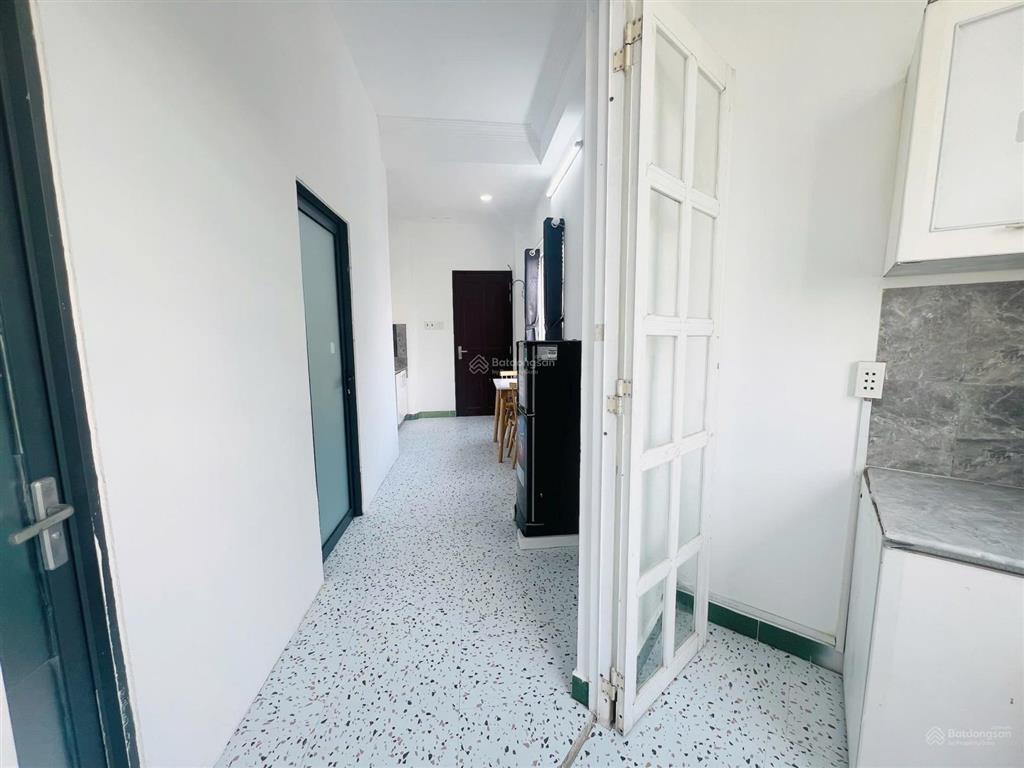 Cho thuê căn hộ 2 phòng ngủ đầy đủ nội thất có ban công thoáng cách parc mall quận 8 chỉ 300m đi bộ